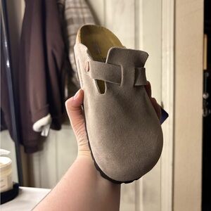 Birkenstock Tan Suede clogs
